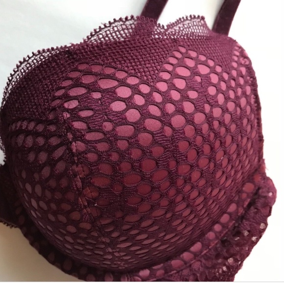 NWT VICTORIA'S SECRET Very Sexy Crochet Lace Velvet Push Up Bra Kir Wine - Picture 2 of 5